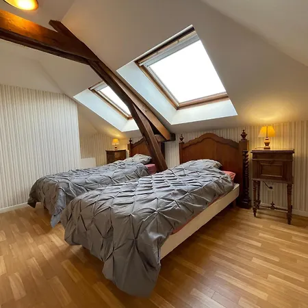 Voyelles Hébergement de vacances *